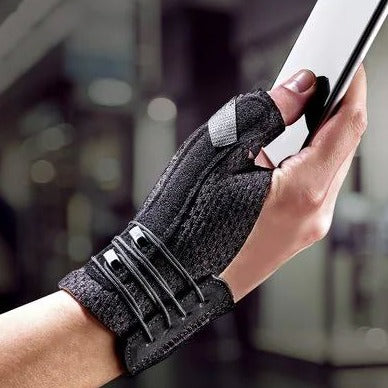 FUTURO™ Deluxe Wrist Stabiliser (L/R)